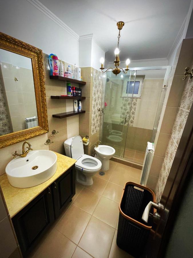 Apartament De Lux Zona 0 Botosani 2 Camere 外观 照片